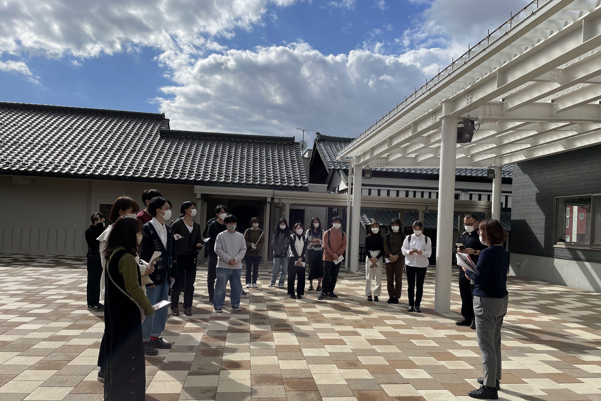 法政大学システムデザイン学科】燕市の技術をつかって新しいデザインを